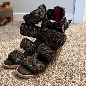 Freebird by Steven Sandals